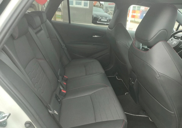 Toyota Corolla cena 96600 przebieg: 122362, rok produkcji 2020 z Młynary małe 379